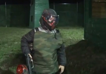 Дети Рамзана Кадырова поучаствовали в ночном пейнтбольно сражении, которое было профессионально снято и смонтировано, после чего выложено в инстаграм главы Чечни
