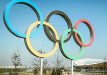 МОК не идет на поводу у требований ВАДА об отстранении нашей страны от Олимпийских игр, а потом отстраняет лидеров сборной по многим видам спорта руками федераций и проверяющих допинговые истории каждого
