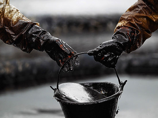 Иркутская нефтяная компания вышла на суточную добычу нефти и газа в 25 тыс тонн