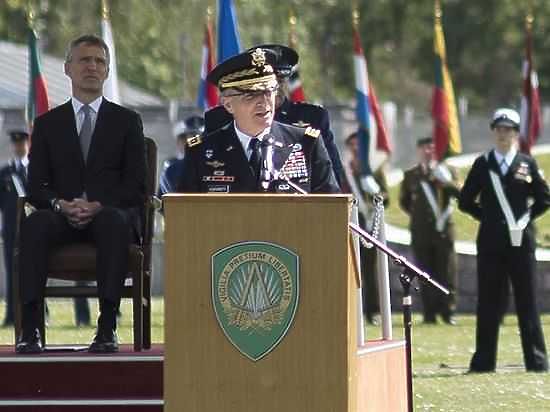 В качестве примера генерал привел военную операцию в Сирии