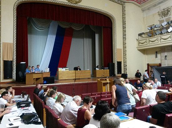 46 обвиняемых судить будут в концертном зале местного МВД