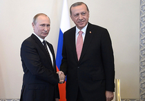 Появление первых кадров встречи президентов России и Турции в Санкт-Петербурге вызвало иронию у пользователей твиттера