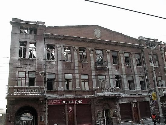 В центре Красноярска продали сгоревший театр.