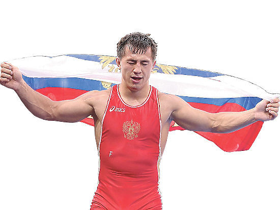 Свою победу на Олимпиаде новосибирец посвятил Александру Карелину