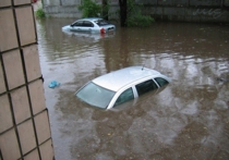 В Иркутске за субботу, 13 августа, из поселков в черте города, подтопленных из-за шквальных ливней, которые завершились 12 августа, эвакуировано почти 300 человек