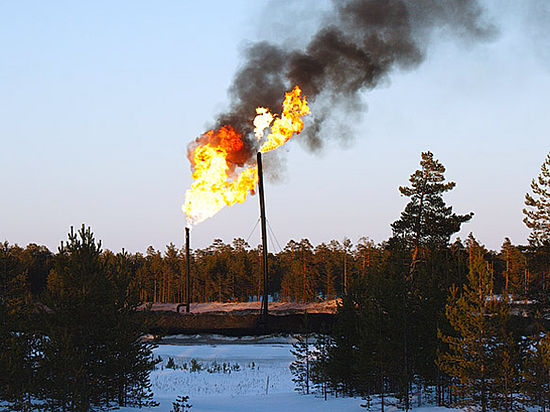 Сжигание нефтяного газа в факелах
