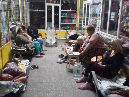 Торговцы рынка «Авиатор» прекратили недельную голодовку