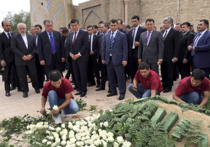На похоронах президента Узбекистана Ислама Каримова премьер-министр России Дмитрий Медведев заявил, что Москва надеется на укрепление дружеских связей с Ташкентом