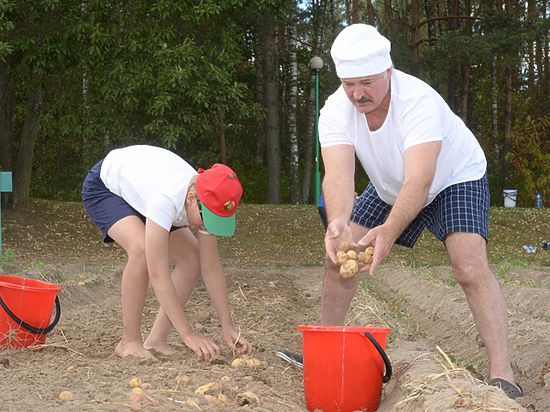 Самого известного ребенка Белоруссии в последнее время редко видят на публичных мероприятиях 
