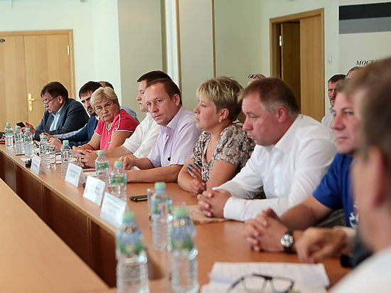 Участники круглого стола, прошедшего в «МК», приняли открытое обращение к российскому обществу и власти