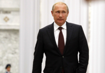 Пресс-секретарь президента России Дмитрий Песков сообщил, что общение между Россией и Украиной сейчас минимально, но идет на уровне временных поверенных
