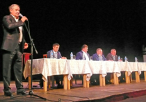 В пятницу, 2 сентября, в Гортеатре состоялась встреча серпуховичей с кандидатами-коммунистами, участвующими в выборах