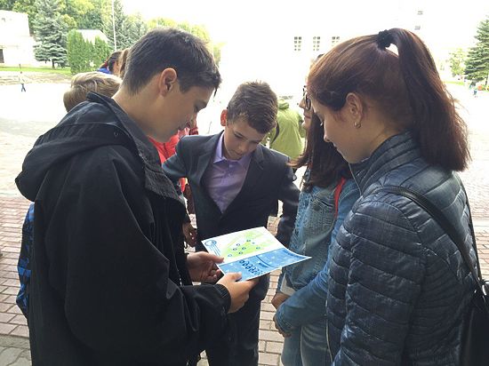 Владимирские волонтеры напомнили школьникам и студентам факты истории