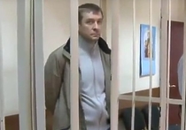 Арест полковника полиции Дмитрия Захарченко (во время обыска в его квартире нашли около 9 млрд рублей) стал шоком для тех, кто его знал