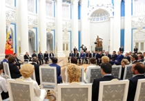 6 сентября президент России Владимир Путин встретился в Кремле с представителями партии «Единая Россия»