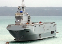 Военно-морским силам Египта передали второй десантный вертолетоносец типа «Мистраль» «Анвар Садат», изначально строившийся для российского ВМФ