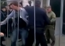 В Санкт-Петербурге задержали жителя Московской области, который закидал шариками с краской здание генерального консульства Украины в Северной столице