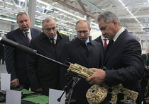 Владимир Путин прибыл в Ижевск, чтобы посетить концерн "Калашников"