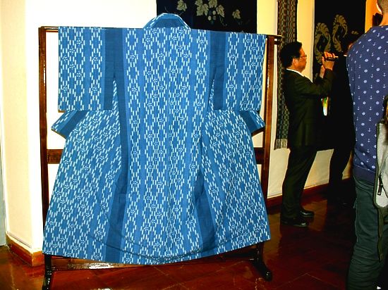 В Дальневосточном художественном музее можно познакомиться с технологией изготовления традиционных японских тканей. Для их окрашивания используется природный краситель.