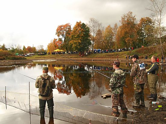 Ловись, рыбка: В Петрозаводске проходит масштабный рыбный фестиваль