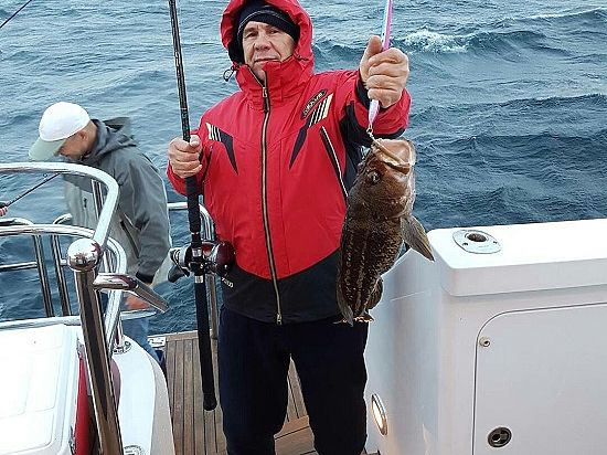 Президент Татарстана поймал на Сахалине рыбу. С почином!