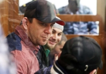 Слушания по делу об убийстве Бориса Немцова начались в понедельник в Московском городском военном суде с участием присяжных