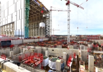 Все же физики не оставляют надежд приручить термояд, поэтому в 2008 году несколько стран решили построить самый большой термоядерный реактор в мире — ITER на юге Франции, в провинции Кадараш