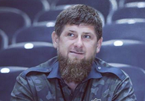 Глава Чечни Рамзан Кадыров опубликовал на своей странице в Instagram видеозапись драки своих сыновей и сопроводил его шутливым комментарием, обыгрывая вспыхнувший после проведения детских боев в Грозном скандал