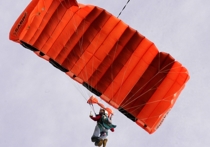 В Таиланде прыжок с парашютом стоил жизни российскому спортсмену. Трагедия разыгралась на аэродроме провинции Чонбури недалеко от популярной у туристов Паттайи. 