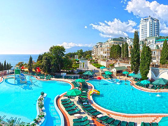 Временное отсутствие туров в Египет и Турцию спровоцировало резкий всплеск популярности российских курортов