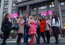 Живые Барби бьют тревогу – В России могут наложить запрет на продажу их кумира