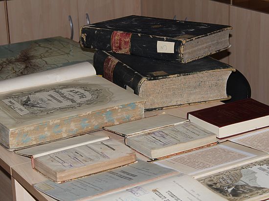 В экспозиции были представлены и книги из частных коллекций