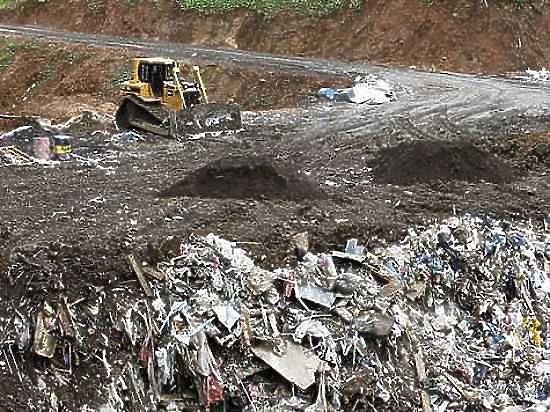 К 2018 году власти планируют решить вопрос, куда вывозить мусор из областного центра
