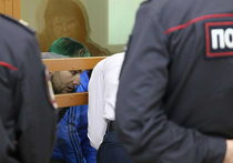 Сторона обвинения в среду, 26 октября, в Московском окружном военном суде, где слушается дело об убийстве Немцова, попыталась доказать, что обвиняемые (как минимум двое из сидящих в «аквариуме») следили за политиком 27 февраля 2015 года начиная с Нового Арбата, где он выступал в эфире радио и до ГУМа, где ужинал перед смертью