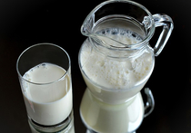 Роспотребнадзор обратился к крупнейшим ритейлерам с просьбой изъять из оборота почти 4 тысячи тонн молочной продукции, произведенной на комбинате АО "Холдинговая компания "Ополье"