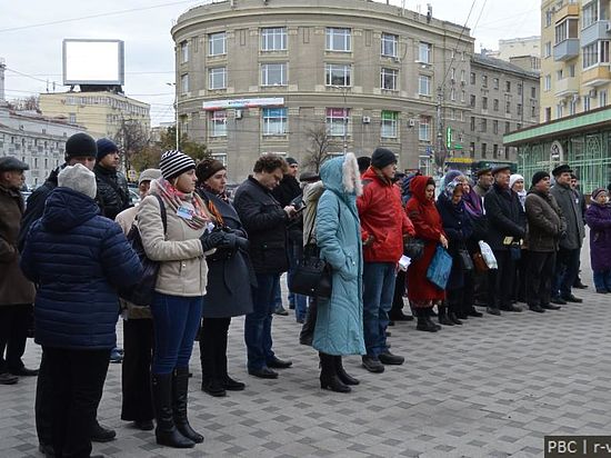 Люди собирают подписи за отмену новых поправок в УК РФ