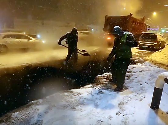 Осадки не стали преградой для дорожников
