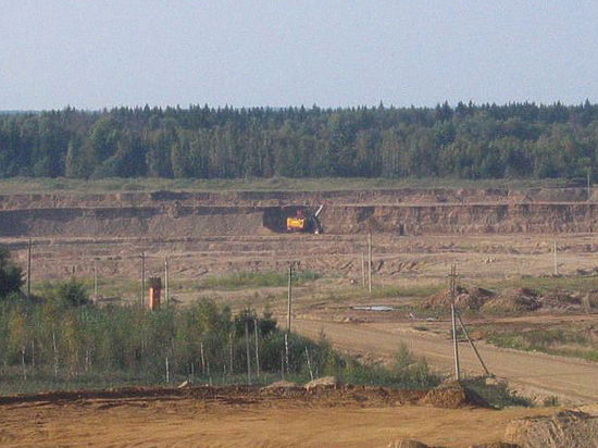 В Березовском районе возбуждено шесть уголовных дел о хищении песчанно-гравийной смеси