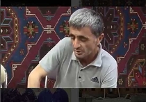 Уроженца села Кенхи Рамазана Джалалдинова, осмелившегося публично пожаловаться Владимиру Путину на коррупцию чеченских властей, в августе 2016 года осудили за клевету