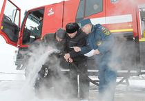 В МЧС России рассказали о новом чудо-автомобиле, который тушит пожары при крайне низких температурах
