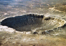 Изучая кратер Чиксулуб, который остался от метеорита, предположительно «убившего» динозавров, ученые из Имперского колледжа Лондона приблизились к ответу на некоторые вопросы об истории жизни на Земле
