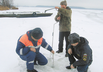 Сотрудники ГИМС по всей стране проверяют опасные места на зимних водоемах
