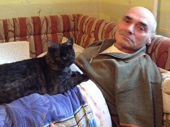 Известный писатель Владимир Смирнов голодает уже больше месяца, чтобы доказать, что он не убийца
