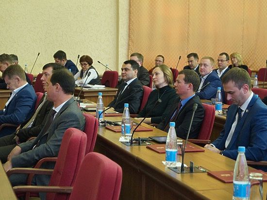 Депутаты проголосовали за увеличение тарифов на услуги ЖКХ