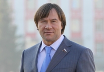 Ближайшие два года пост председателя Совета регионального отделения «Справедливой России» в Алтайском крае продолжит занимать Александр Терентьев