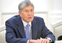 Президент Киргизии Алмазбек Атамбаев заявил, что российская военная база должна будет уйти из Киргизии
