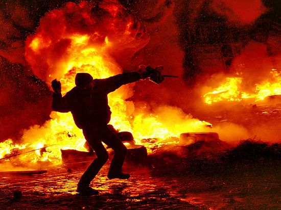 Три года назад в Киеве произошло «избиение студентов» круто повернувшее жизнь страны