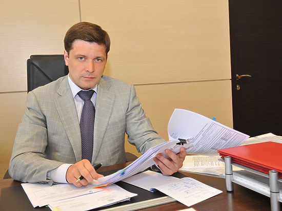 Временно исполняющим обязанности главы Минстроя  назначен первый заместитель Гришина Андрей Крикуненко