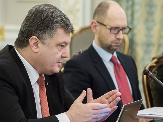 Эксперты оценили возможность отставки президента Украины из-за скандала с компроматом