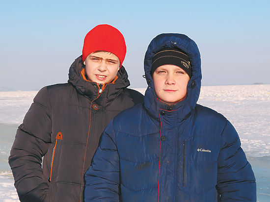 Рекомендации МЧС России помогли школьникам спасти друга
